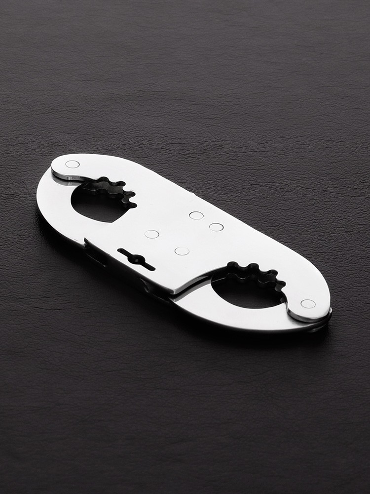 Triune Thumb Cuffs: Edelstahl-Daumenschellen - vergleichen und g&uuml;nstig kaufen