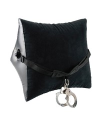Fetish Fantasy Deluxe Position Master: Liebeskissen mit Handschellen, schwarz - vergleichen und g&uuml;nstig kaufen