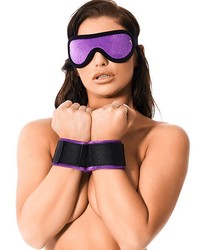 Handfesseln und Augenmaske, schwarz/lila - vergleichen und g&uuml;nstig kaufen