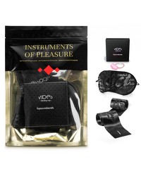 ?Instruments of Pleasure?, 4Teile